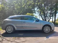 Gebraucht Opel Astra GTC Cosmo 140 PS (102 kW) 2006 Silber Coupé