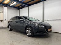 Gebraucht Hyundai i40 Trend 141 PS (103 kW) 2016 Grau Kombi