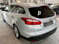 Gebraucht Ford Focus Titanium 125 PS (91 kW) 2013 Silber Kombi