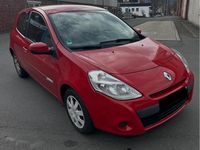 Gebraucht Renault Clio IV 75 PS (55 kW) 2013 Rot Kleinwagen