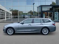 Gebraucht BMW 320 184 PS (135 kW) 2023 Grau Kombi