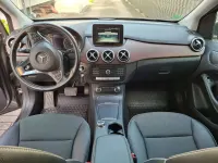 Gebraucht Mercedes B180 122 PS (89 kW) 2015 Grau Van / Kleinbus