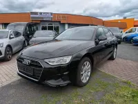 Gebraucht Audi A4 150 PS (110 kW) 2022 Mythosschwarz metallic Kombi