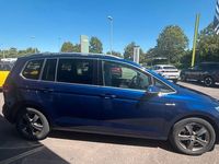 Gebraucht VW Touran Highline 150 PS (110 kW) 2017 Blau Van / Kleinbus