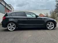 Gebraucht BMW 120 177 PS (130 kW) 2009 Schwarz Kleinwagen