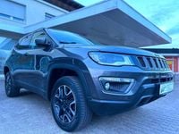 Gebraucht Jeep Compass Trailhawk 170 PS (125 kW) 2019 Grau SUV