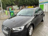 Gebraucht Audi A3 Attraction 105 PS (77 kW) 2014 Braun Kombi