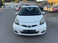 Gebraucht Toyota Aygo City 68 PS (50 kW) 2010 Weiß Kleinwagen