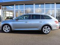 Gebraucht Skoda Superb Style 190 PS (139 kW) 2015 Business grau metallic Kombi