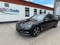 Gebraucht BMW 750 Sport Line 400 PS (294 kW) 2017 Schwarz Limousine
