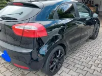 Gebraucht Kia Rio Edition 7 86 PS (63 kW) 2014 Schwarz Kleinwagen