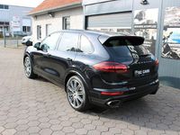 Second-hand Porsche Cayenne Platinum Edition 262 CP (192 kW) 2017 Negru SUV