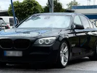 Gebraucht BMW 740 M Sport 306 PS (225 kW) 2012 Schwarz Limousine