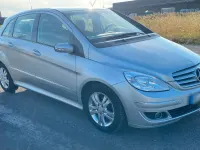 Gebraucht Mercedes B200 136 PS (100 kW) 2006 Silber Van / Kleinbus