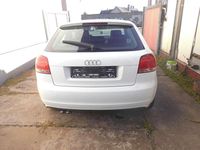 Gebraucht Audi A3 S-Line 105 PS (77 kW) 2007 Weiß Kleinwagen