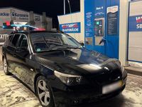 Gebraucht BMW 525 193 PS (141 kW) 2004 Schwarz Kombi