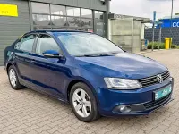 Gebraucht VW Jetta Comfortline 140 PS (102 kW) 2014 Blau metallic Limousine