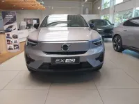 Neu Volvo EX40 Plus 185 kW (252 PS) 2026 Silber SUV