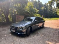 Gebraucht Mercedes E220 194 PS (142 kW) 2019 Grau Kombi