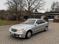 Gebraucht Mercedes C220 Elegance 150 PS (110 kW) 2002 Silber Limousine