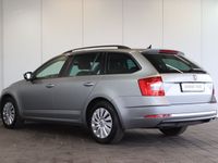 gebraucht Skoda Octavia 1.6 TDI Ambition FRONT+NAVI+PDC