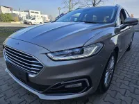 Używany Ford Mondeo Titanium 140 KM (102 kW) 2021 Srebrny Sedan/Limuzyna