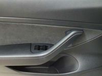 Gebraucht Tesla Model 3 Standard Range Plus 239 kW (325 PS) 2021 Pearl white multicoat Limousine