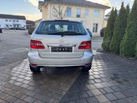 Gebraucht Mercedes B200 193 PS (141 kW) 2008 Silber Van / Kleinbus