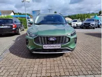 Neu Ford Kuga Titanium 186 PS (136 kW) 2025 Grün SUV