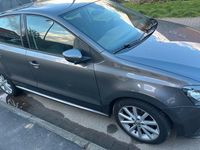 Gebraucht VW Polo Highline 90 PS (66 kW) 2017 Grau Limousine