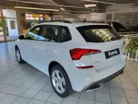 Gebraucht Skoda Kamiq Fresh 110 PS (80 kW) 2024 Moonweiss metallic SUV