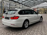 Gebraucht BMW 316 115 PS (84 kW) 2015 Weiß Kombi