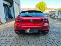 Używany Mazda 3 122 KM (89 kW) 2019 Czerwony Sedan/Limuzyna