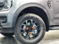 Neu Ford Ranger Wildtrack 241 PS (177 kW) 2026 Grau, carbonizedgrey met. Pickup
