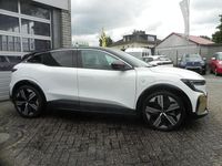 Gebraucht Renault Megane E-Tech Iconic 160 kW (218 PS) 2022 Weiß Limousine