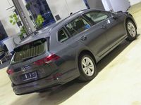 Gebraucht VW Golf VIII Life 150 PS (110 kW) 2022 Urano gray Kombi