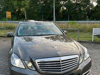 Gebraucht Mercedes E350 Elegance 306 PS (225 kW) 2012 Grau Limousine