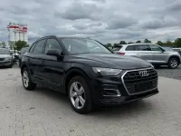 Używany Audi Q5 Basis 204 KM (150 kW) 2023 Czarny SUV