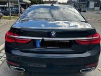 Gebraucht BMW 730 265 PS (194 kW) 2017 Schwarz Limousine