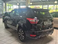 Gebraucht Ford Kuga ST-Line 175 PS (128 kW) 2020 Schwarz SUV