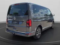Gebraucht VW Multivan Generation Six 150 PS (110 kW) 2022 Grau Van / Kleinbus