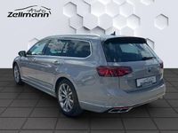 Gebraucht VW Passat Elegance 150 PS (110 kW) 2023 Grau Kombi