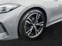 Gebraucht BMW 320 M Sport 190 PS (139 kW) 2025 Grau Limousine