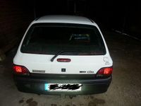 Gebraucht Renault Clio II 82 PS (60 kW) 1998 Weiß Kleinwagen