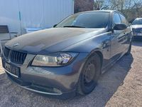 Gebraucht BMW 318 129 PS (94 kW) 2005 Grau Limousine