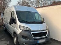 Gebraucht Peugeot Boxer 131 PS (96 kW) 2017 Silber Van
