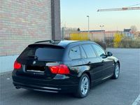 gebraucht BMW 318 i Xenon 2012