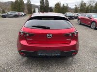 Gebraucht Mazda 3 Selection 122 PS (89 kW) 2022 Soul red crystal m Limousine