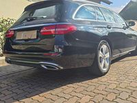 Gebraucht Mercedes E220 194 PS (142 kW) 2017 Schwarz Kombi