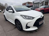Gebraucht Toyota Yaris Hybrid Comfort 116 PS (85 kW) 2023 Schneeweiß Kleinwagen